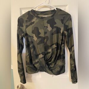 Old Navy | Camo Workout Shirt, Size XS
